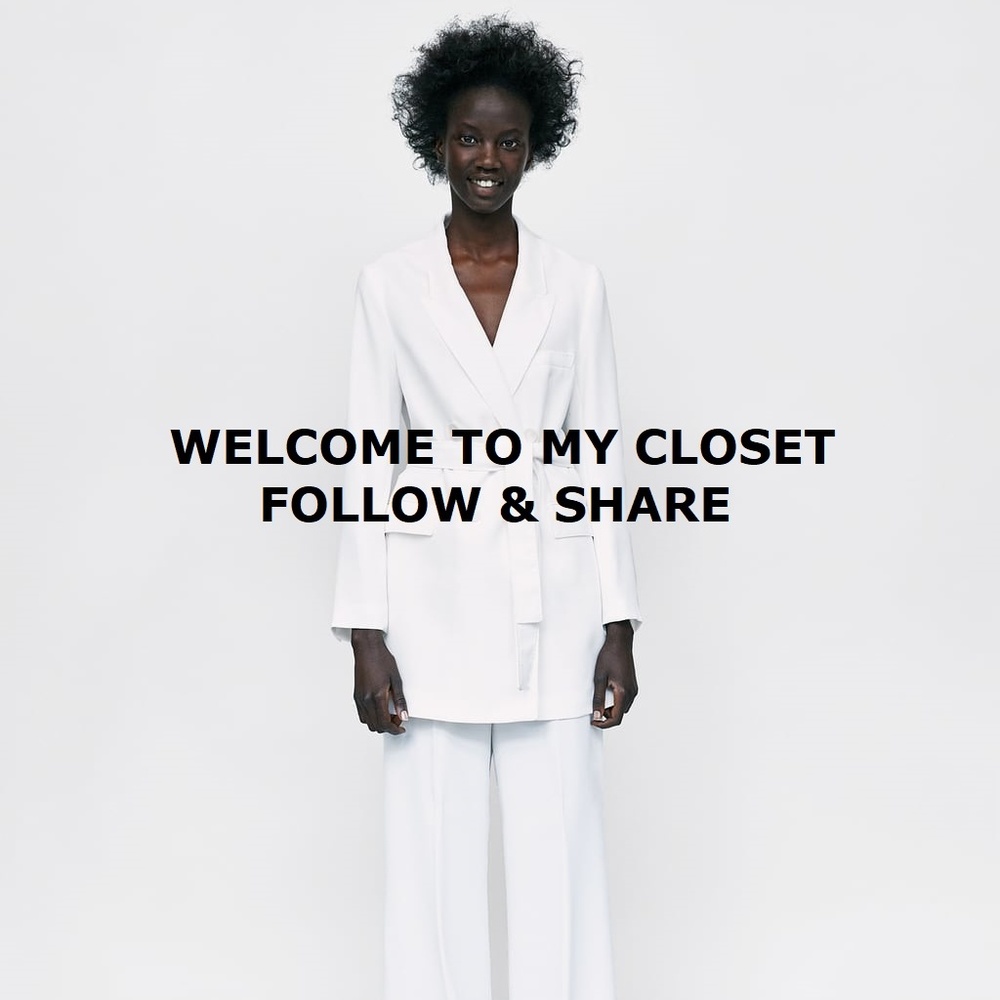 WELCOME TO MY CLOSET - Picture 1 of 2